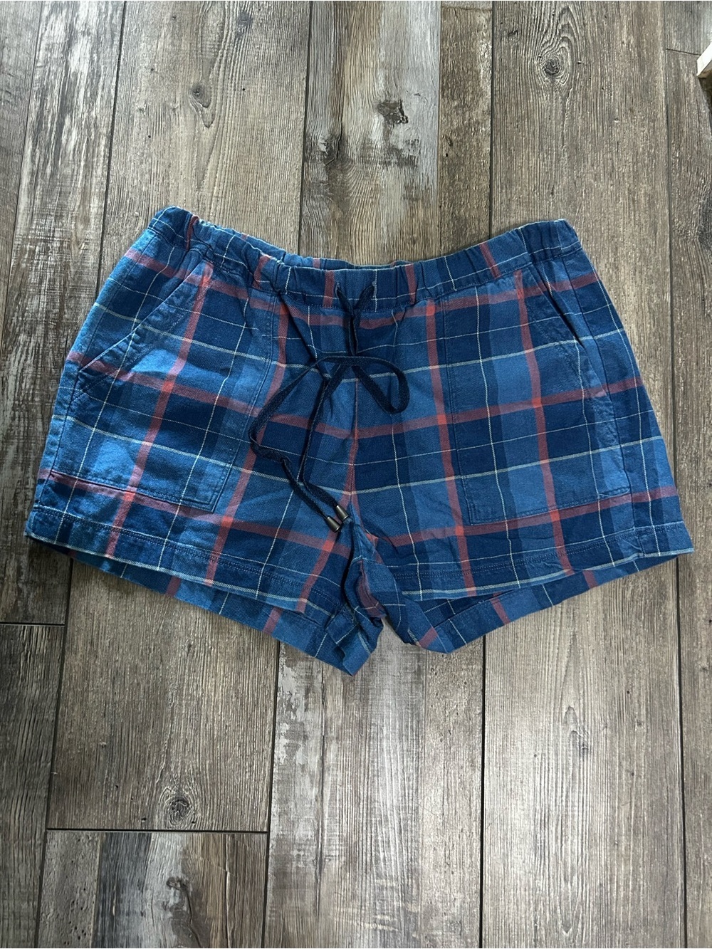 Splendid Blue and Red Plaid lounge pajamas Athletic Shorts 💯 cotton